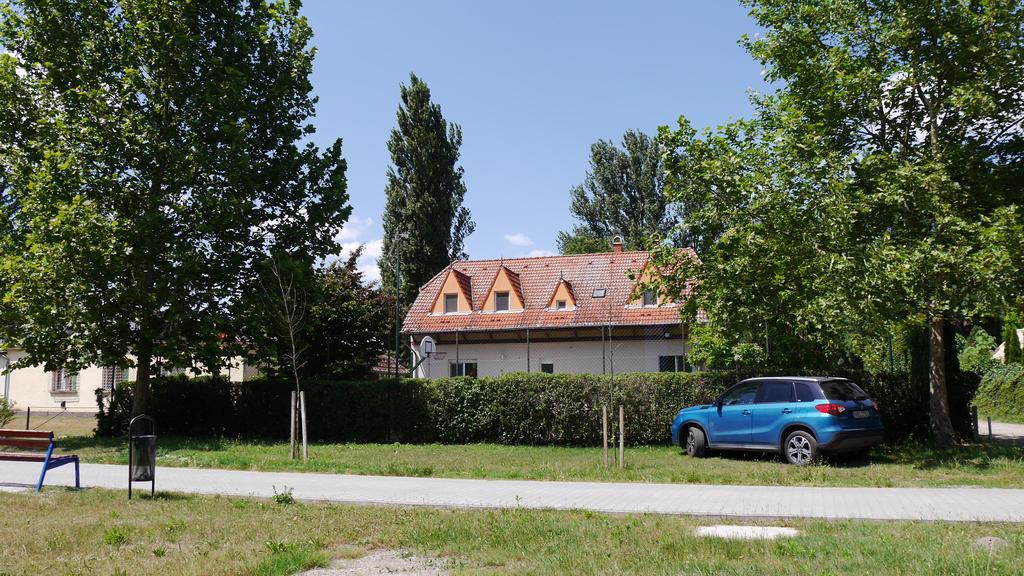 Pensjonat Kisviza Vendeghaz Baja